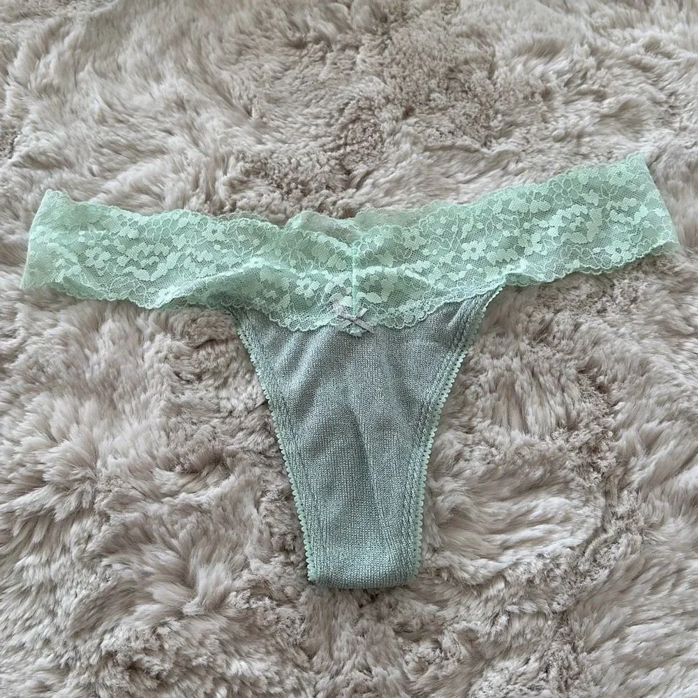 Victoria’s Secret Bundle Panties Size L